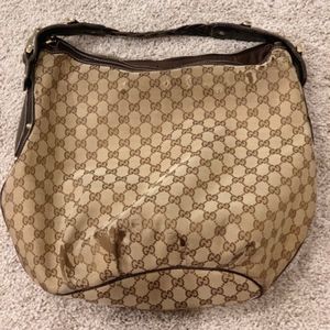 Authentic Gucci "Pelham" Medium Hobo Bag